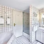 Holiday home Reetdach-villa Mit Blick In - 160m² Entspannung Pur *