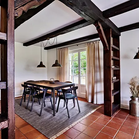 Reetdach-villa Mit Blick In - 160m² Entspannung Pur * Jersbek