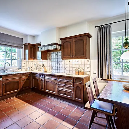 Reetdach-villa Mit Blick In - 160m² Entspannung Pur Σπίτι διακοπών *